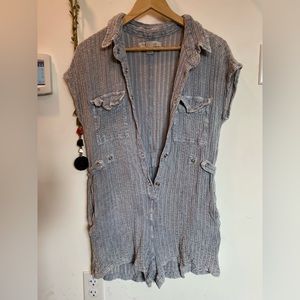 Mixed material stretchy romper with buttons